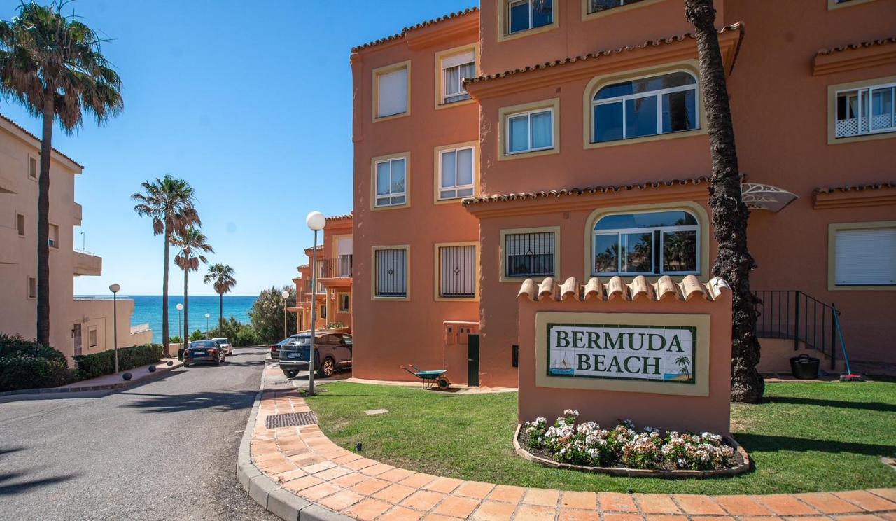 Fantastic Beachfront Apartment Estepona Bagian luar foto