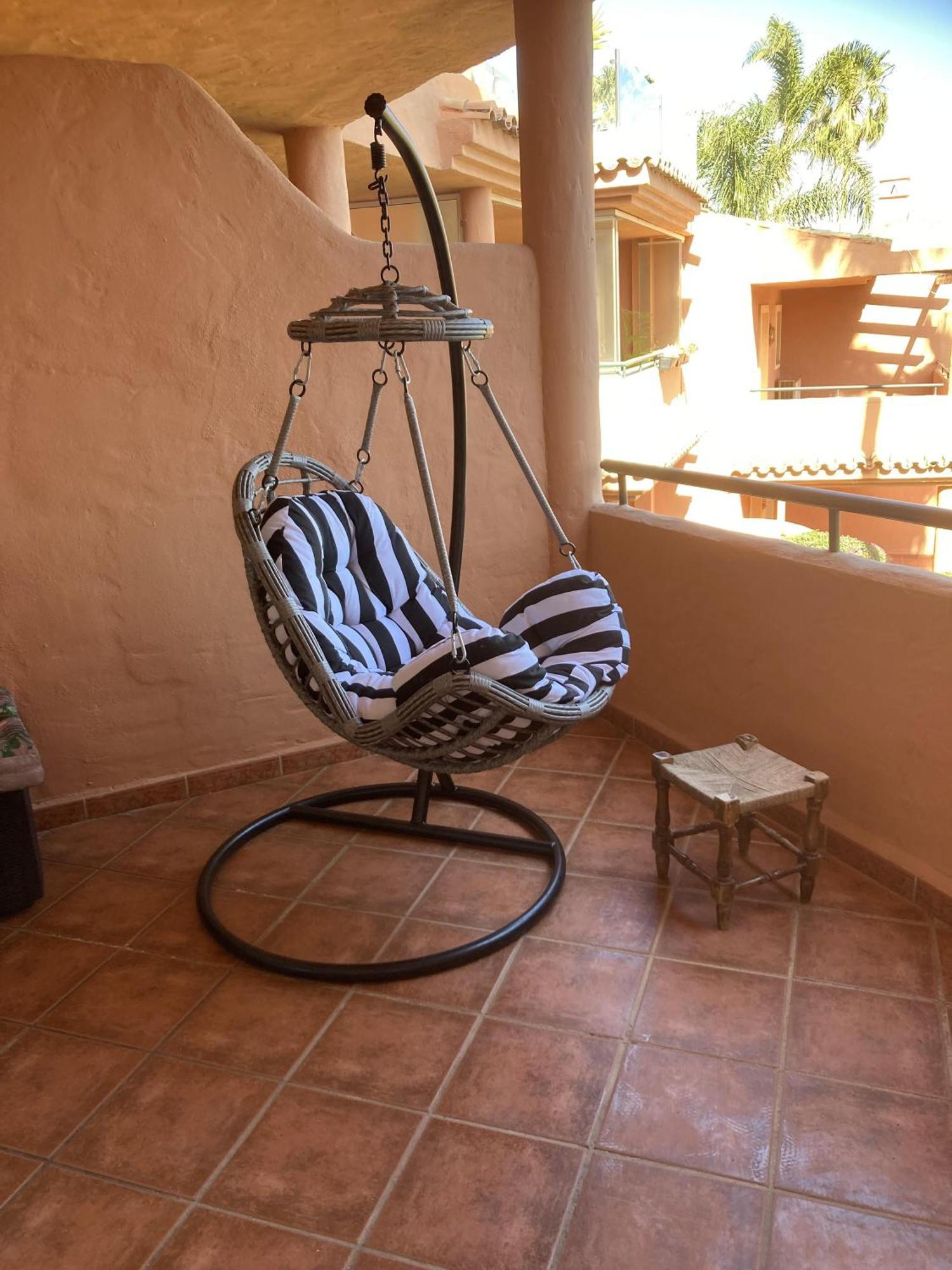 Fantastic Beachfront Apartment Estepona Bagian luar foto